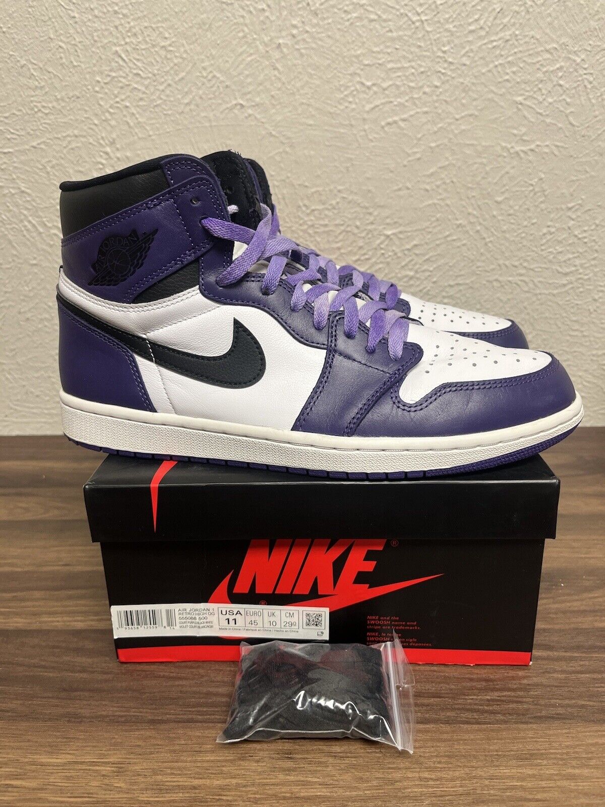 Size 11 - Jordan 1 Retro OG High Court Purple 2.0 - Gently Worn