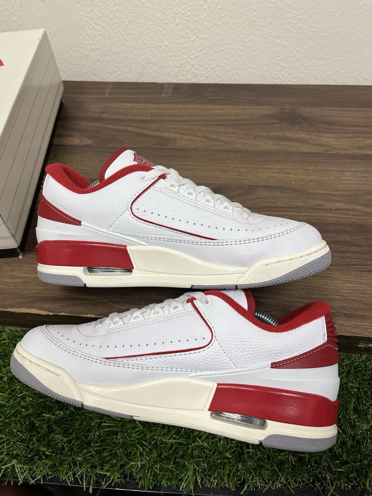 Size 9.5 - Air Jordan 2/3 White Varsity Red *397