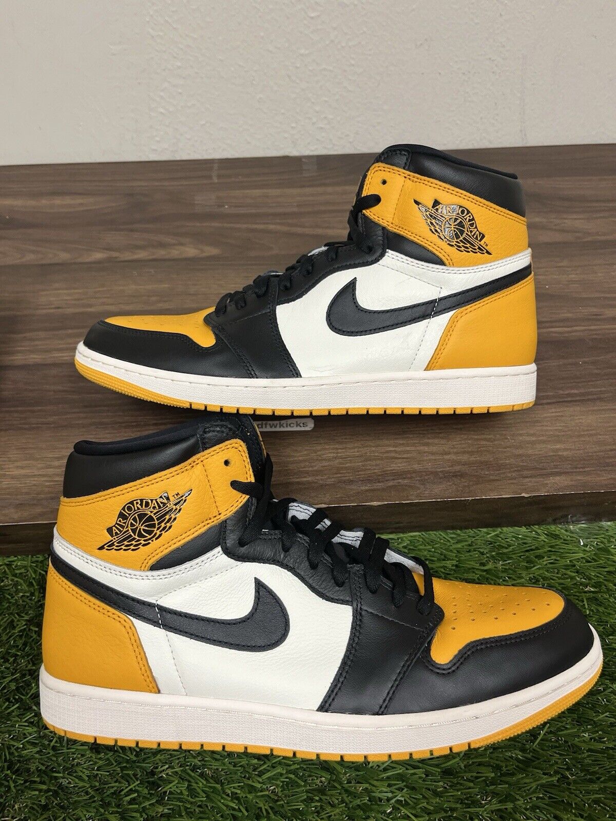 Nike Air Jordan 1 Retro High OG Taxi Men's 14 Black Yellow Toe shoes 555088-711