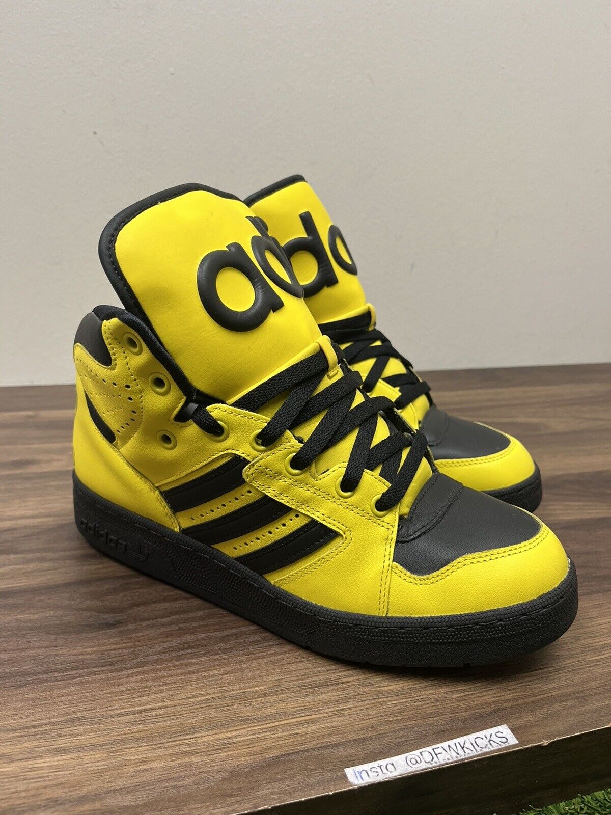 Size 9.5 - adidas Instinct High x Jeremy Scott - V24530