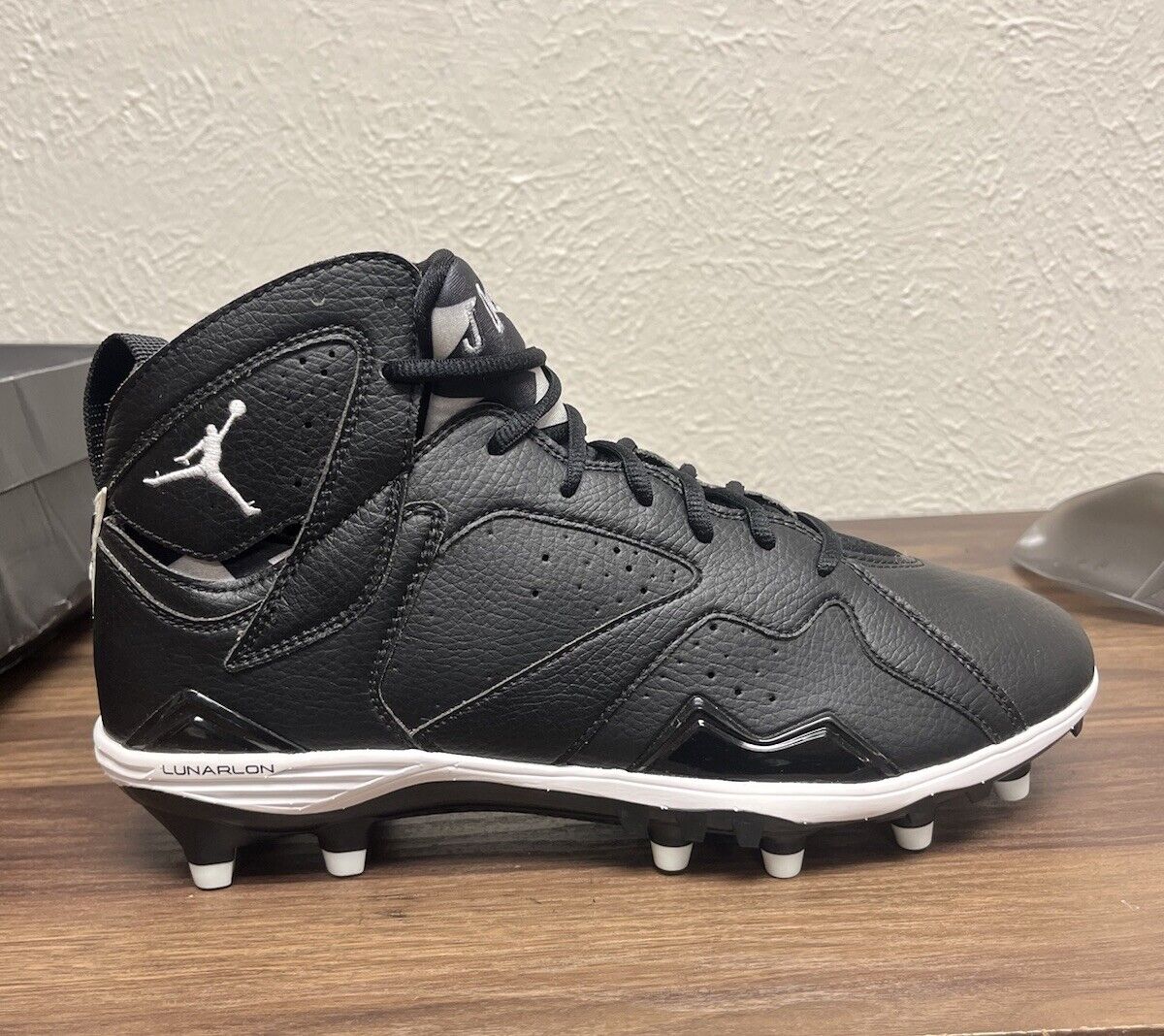 Men's Nike Air Jordan 7 Retro TD Black Football Cleats / 719543 010 / Size 11