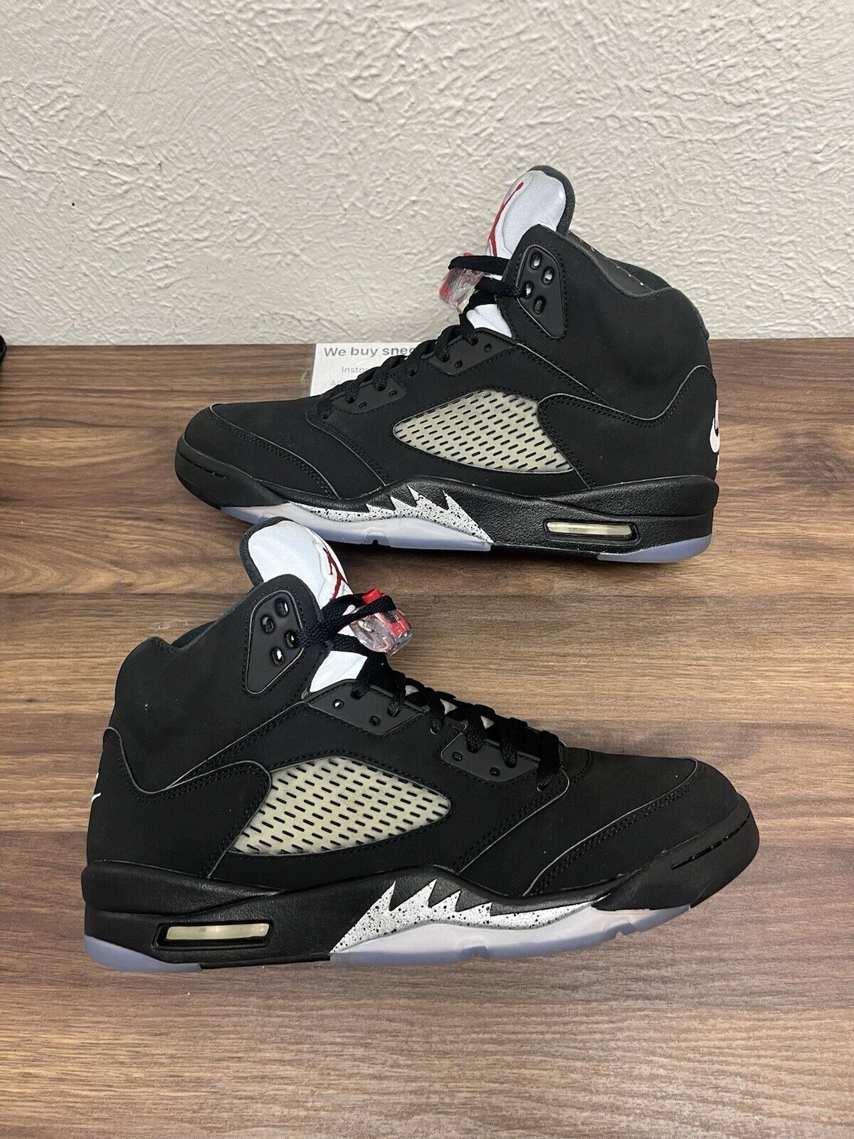 Size 10 - Jordan 5 OG Metallic 2016 clean 🧼