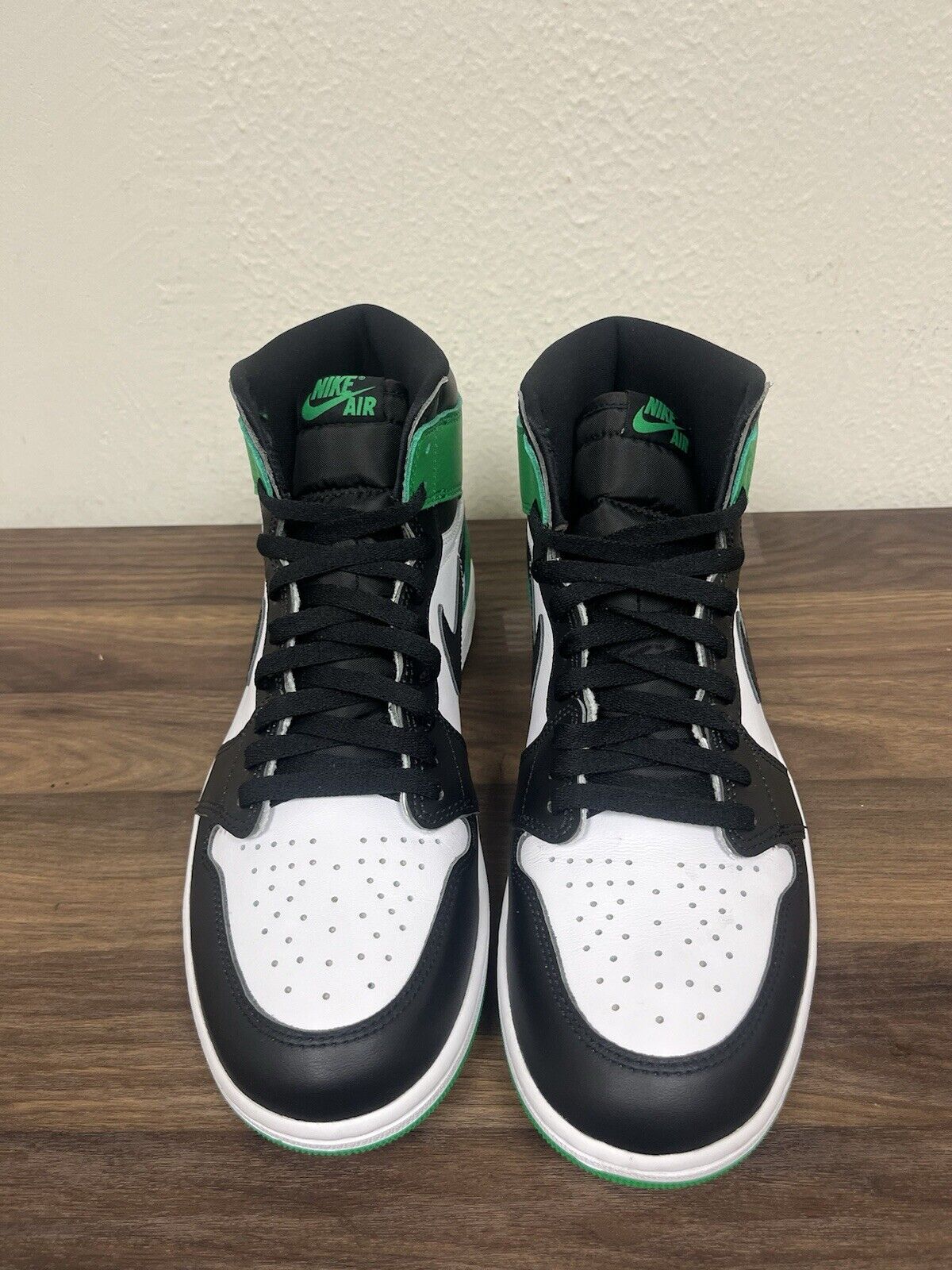 Air Jordan 1 Retro High OG Lucky Green (VNDS) - Size 10.5 - DZ5485 031