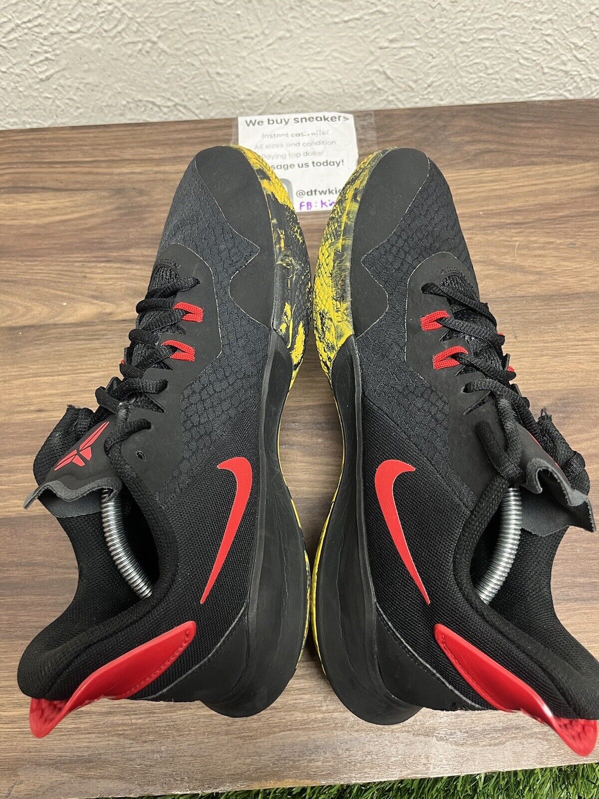 Size 11 - Nike Kobe Mamba Fury Bruce Lee University Red