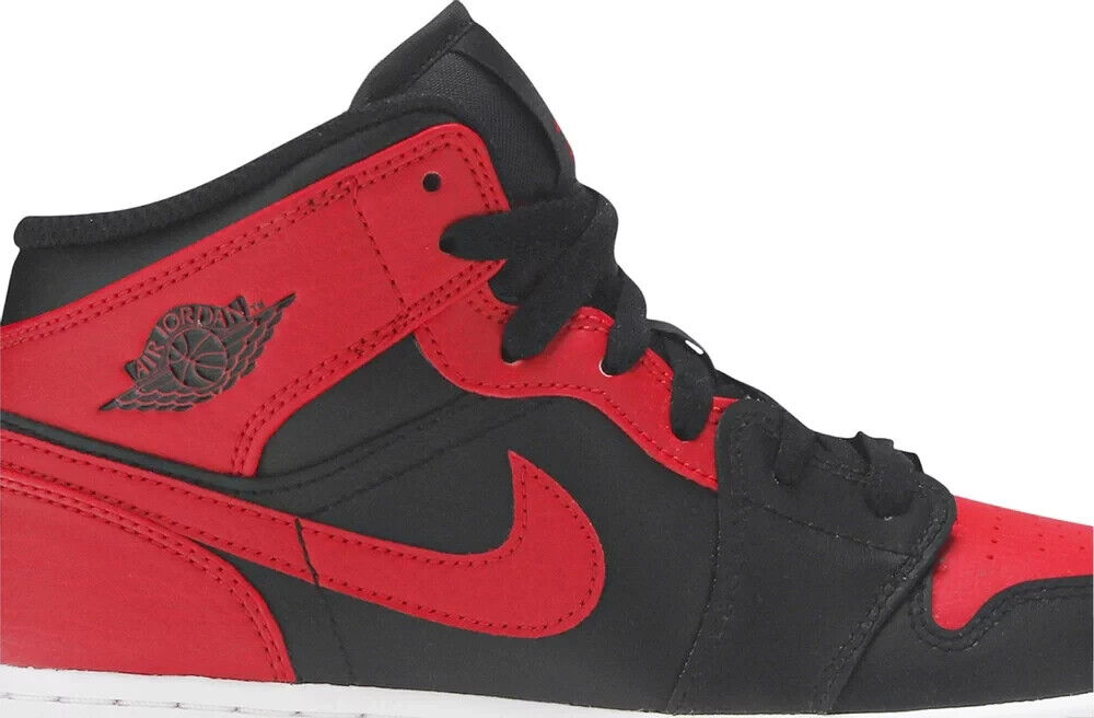 Nike Air Jordan 1 Mid GS Banned Black Gym Red White 554725-074 Size 6y / 7.5WMS