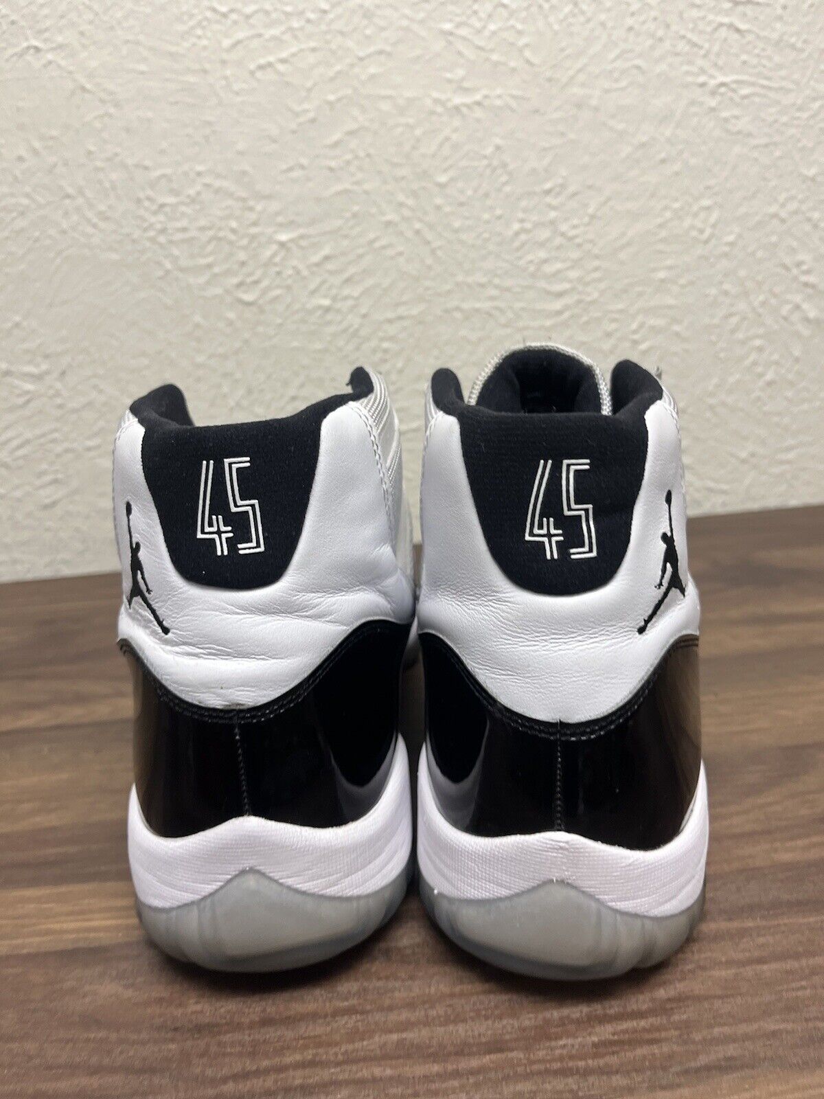 Air Jordan 11 Retro High Concord 2018 Size 13 Used