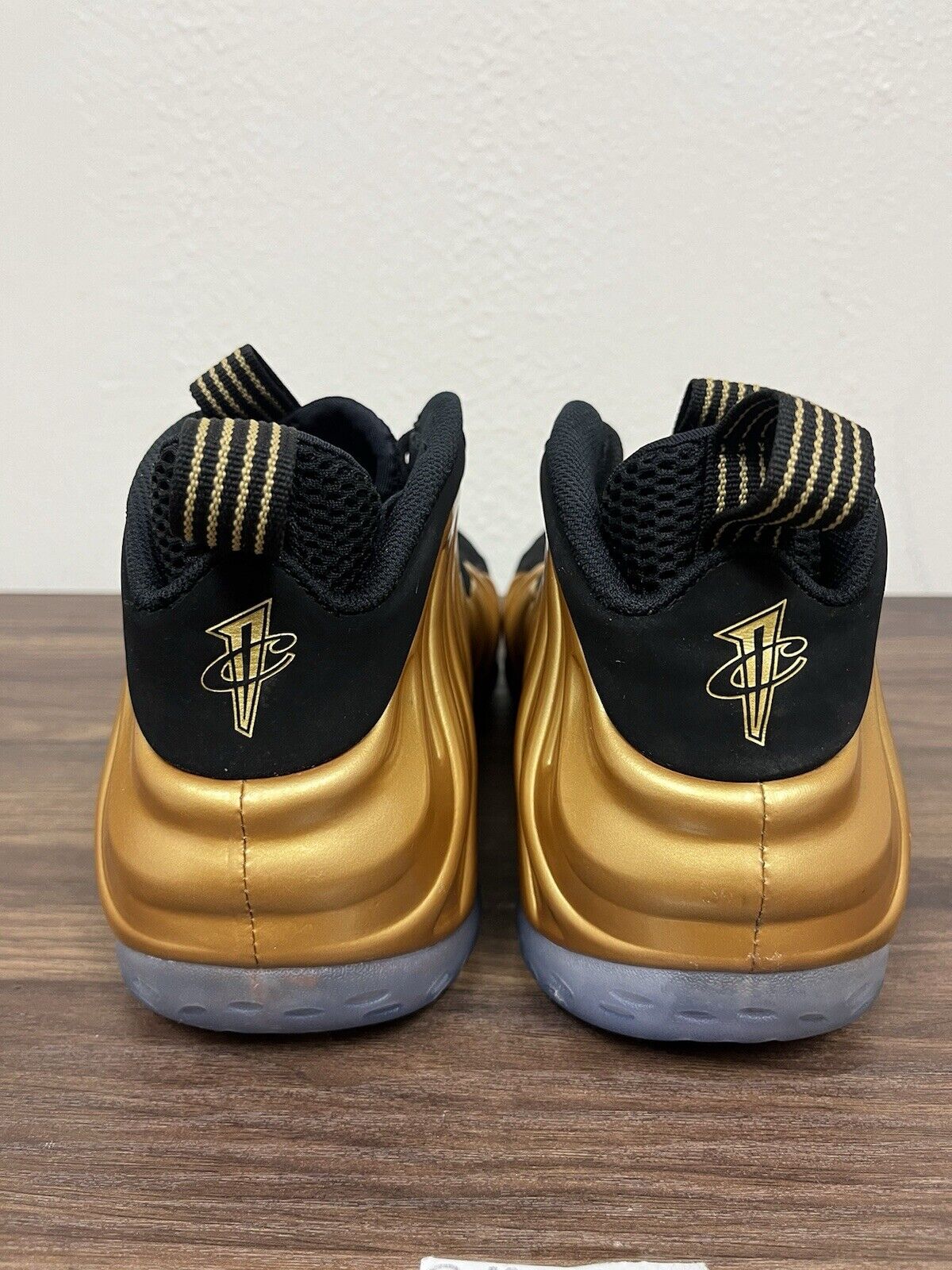 Size 10.5 - Nike Air Foamposite One Metallic Gold