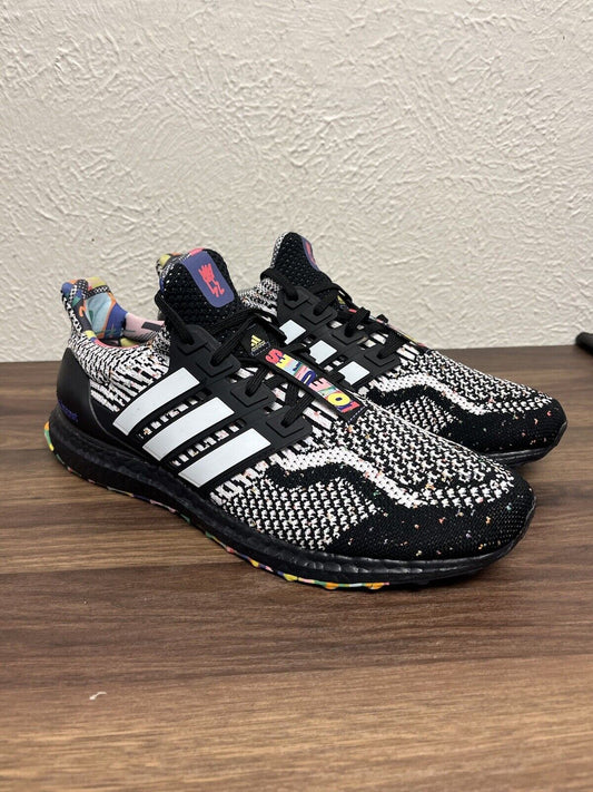Adidas UltraBoost 5.0 x Kris Andrew Small Pride, GY4424, US Size 11 LGBT