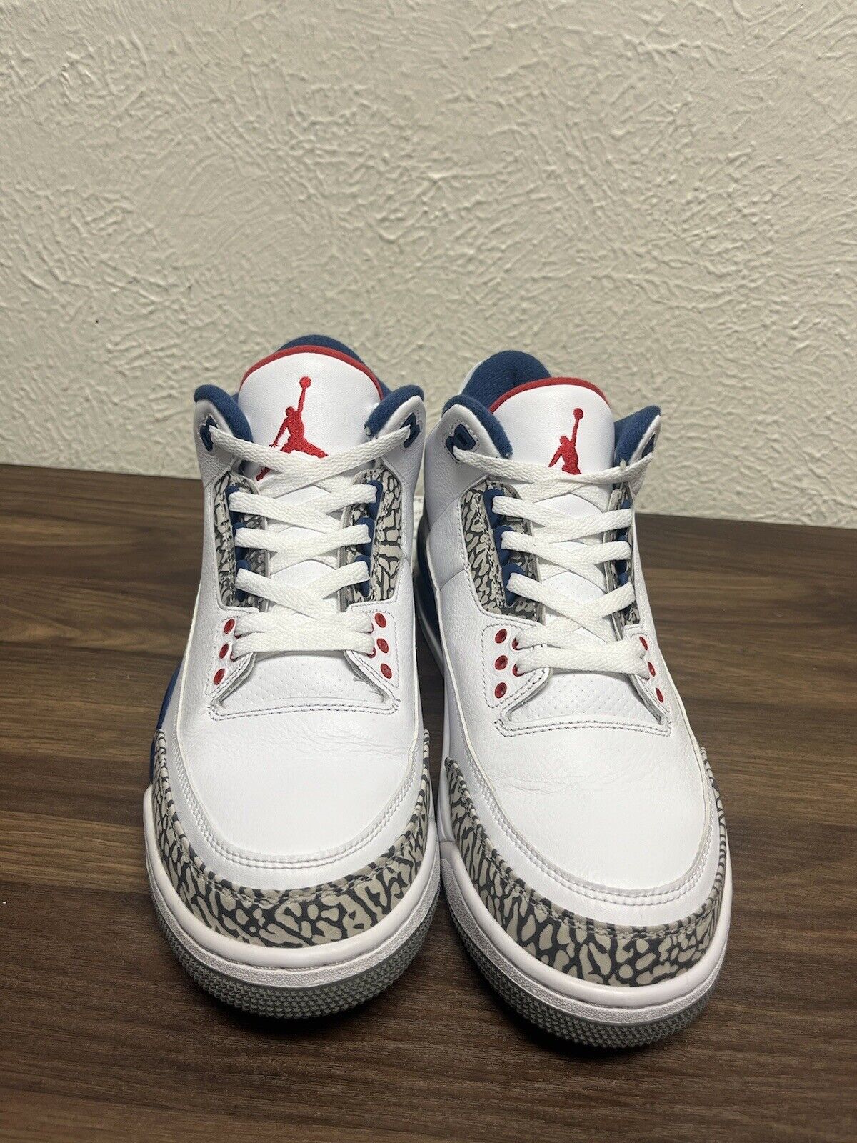 Size 10.5 - Jordan 3 Retro OG Mid True Blue