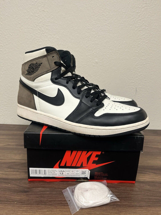 size 12 Nike Air Jordan 1 Retro OG High Dark Mocha 555088-105 OG