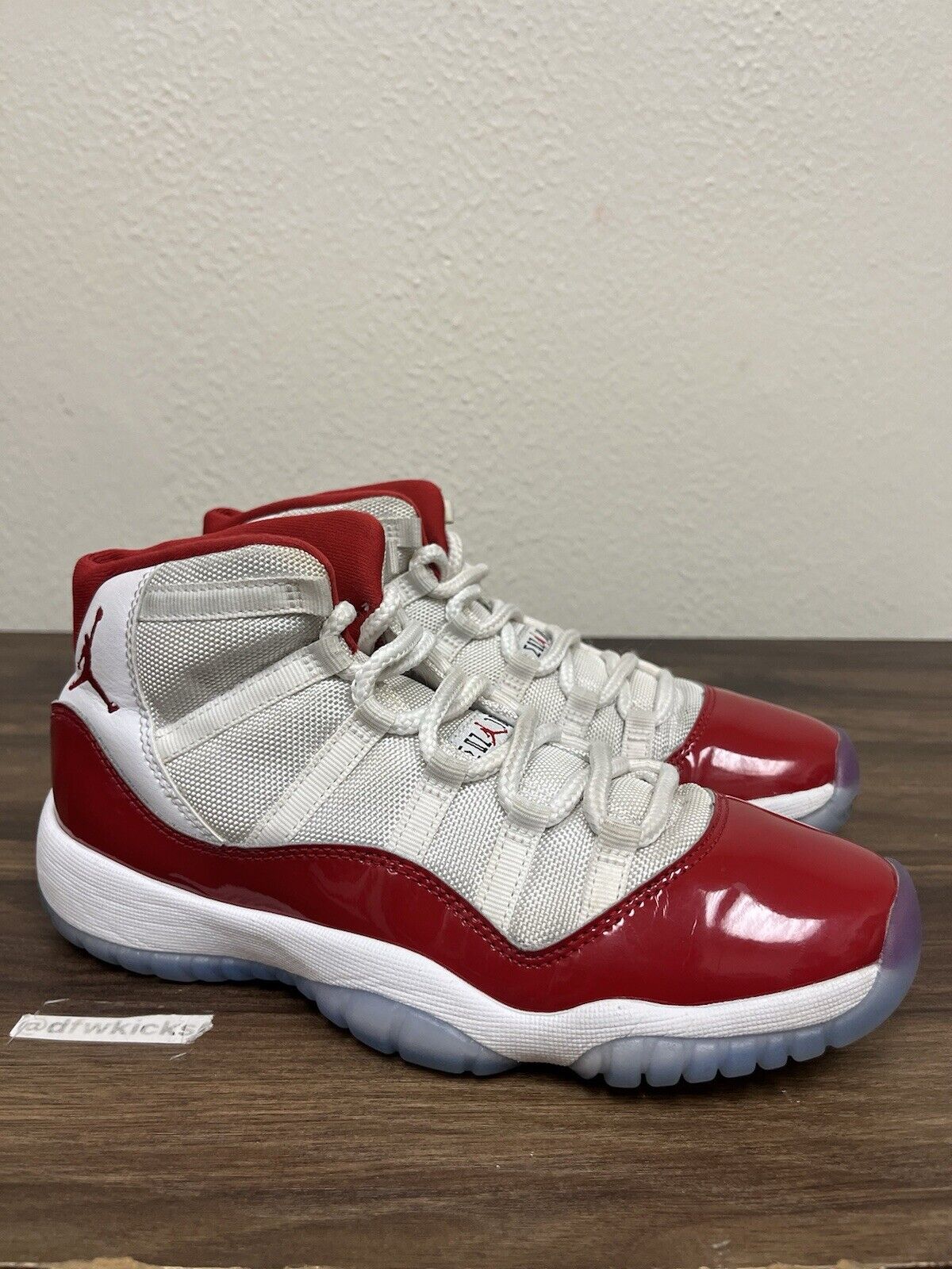 Size 5.5y Jordan 11 Retro High " Cherry (2022) (GS)" s228