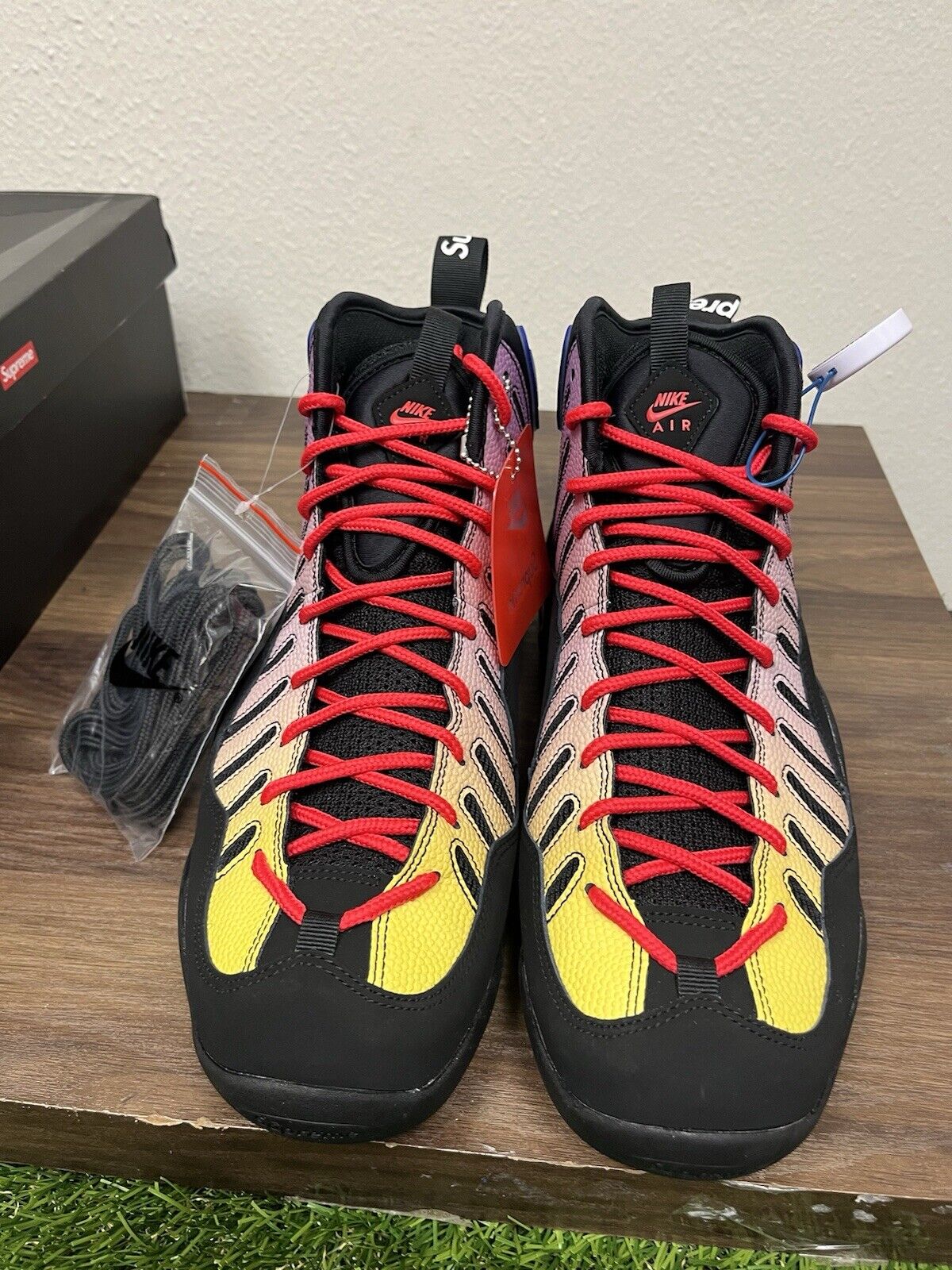 Supreme × Nike Air Bakin "Black/Multi"DX3292-001 US Size 11 Mens